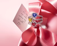Festive Jewelry Lines Image 2