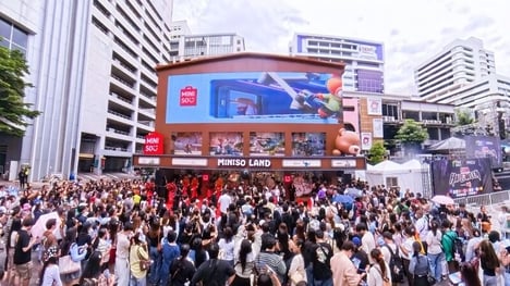 Experiential IP-Themed Stores