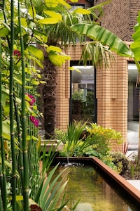 Contemporary Home Extensions Image 2