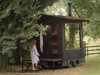 Modern Mobile Sauna Cabins Image 3