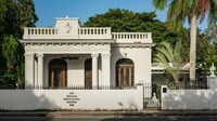 Historic Villa Galleries Image 3