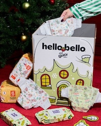 Seasonally Influenced Baby Diapers Image 2