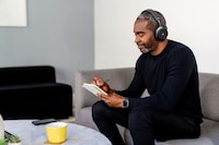Brain Tracking Headphones Image 3