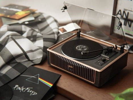 Minimalist Vinyl Players