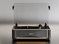 Minimalist Vinyl Players Image 2