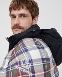 Fashion-Forward Insulated Jackets Image 2