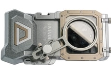 Diving-Friendly Smartphone Cases