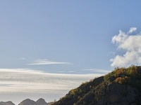 Arctic Floating Cabins Image 2