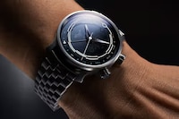 Precision Travel Timepieces Image 1