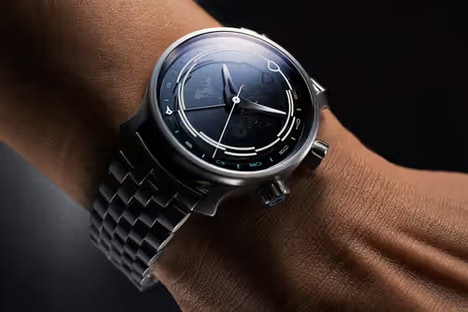Precision Travel Timepieces