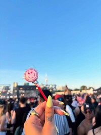 Zero-Sugar Electrolyte Lollipops Image 2