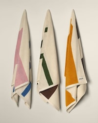 High-Performance Reversible Towels Image 4