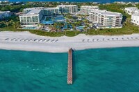Luxurious Holiday Escapes Image 2