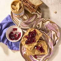 PB&J-Inspired Sandwich Plates Image 4