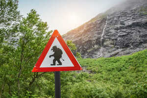 Repurposed Wood Creations Article Thubnail