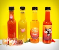 Customizable Hot Sauce Kits Image 3
