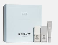 Elegant Holiday Beauty Kits Image 5