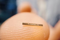 Ultrafast UV Laser Engravers Image 4