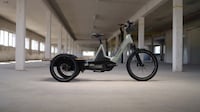 Tilting Cargo-Friendly eTrikes Image 1