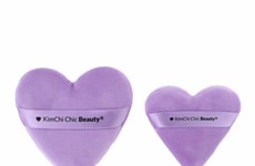 Drag Queen-Approved Powder Puffs