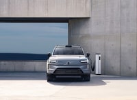 Compact Electric SUVs Image 2