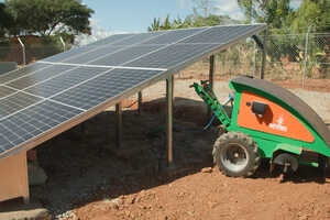 Solar-Powered Tractor Solutions Article Thubnail