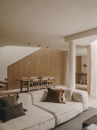 elegant private townhouse interiors Image 2