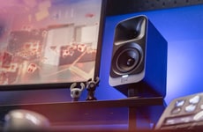 Ambient Illumination Desktop Speakers