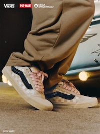Collectible Brand Clothing Collabs Image 5