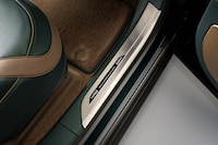 Luxury Collector SUVs Image 3