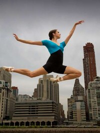 Mid-Street Metro Ballet Image 7
