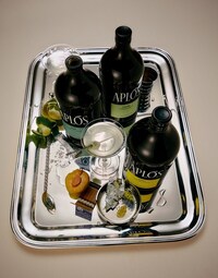 Tropical Non-Alcoholic Martinis Image 1