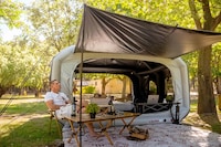 Interconnectable Cubic Camping Tents Image 3