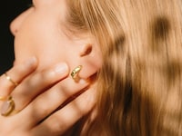 Ear-Based Health Trackers Image 2