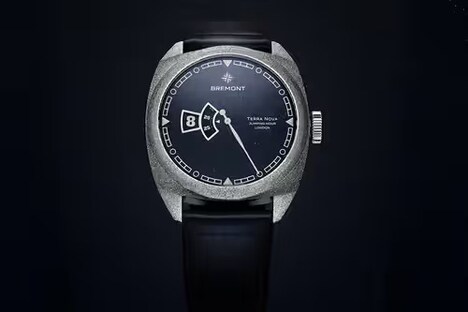 Shimmering Jump Dial Watches