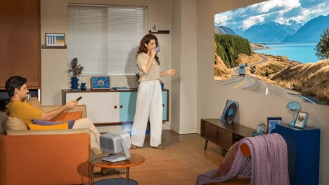 Color-Accurate Triple-Laser Projectors