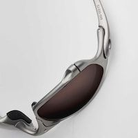 Y2K-Era Titanium Sunglasses Image 7