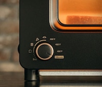 Bakery-Grade Countertop Toasters Image 6
