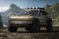 Angular Otherworldly Off-Road SUVs Image 3