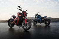Weight-Slashed Electric Motorcycles Image 5