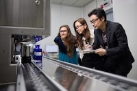 Smart-Dosing Fragrance Robots Image 1
