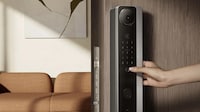 Screen-Equipped Smart Locks Image 2