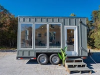 Compact Work Pods