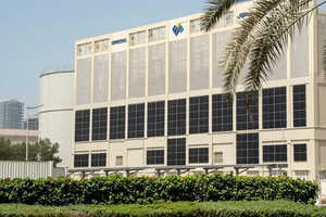 Dubai Decarbonization Initiatives Article Thubnail