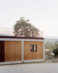 Countryside Villa Annexes Image 3