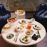 Upscale Modern Holiday Experiences Image 2