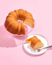 Branded Seasonal Spirit Cakes Image 3