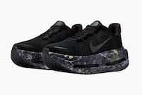 Chic Camo-Patterned Road Sneakers Image 2