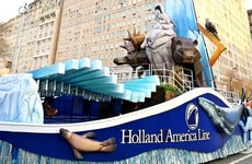 Sizable Cruis Parade Floats