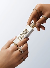 Luxurious Solid Perfume Collections Image 1